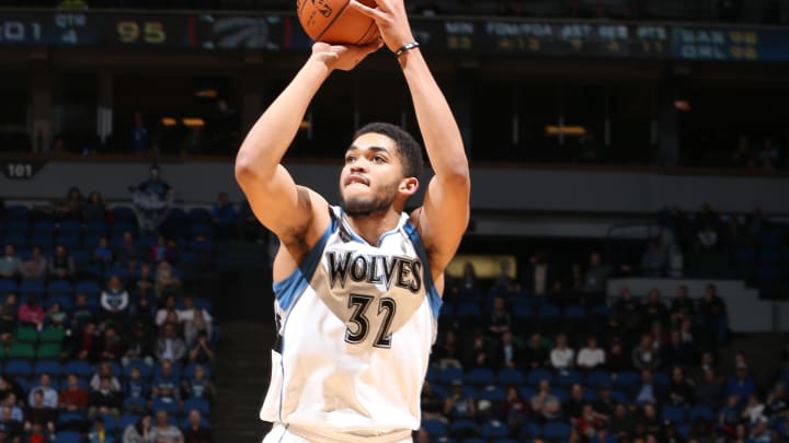 Timberwolves come back from 18 down to stun Raptors, 117-112