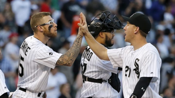 White Sox strike early, wilt late in DH split with Indians