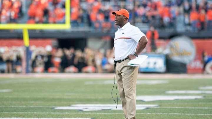 Illinois unsure if QB Wes Lunt will face Rutgers