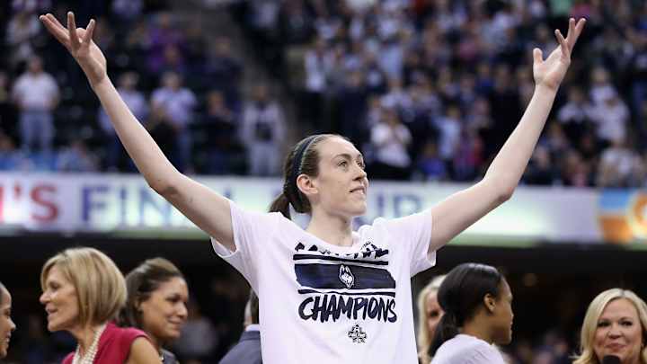 After winning her fourth NCAA title, Breanna Stewart is back on Twitter