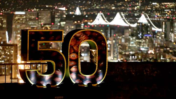 Las Vegas fans scramble as cable fight threatens Super Bowl