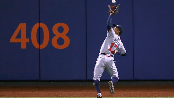 Mets hit 3 home runs in 1st, Colon coasts past Braves 4-1