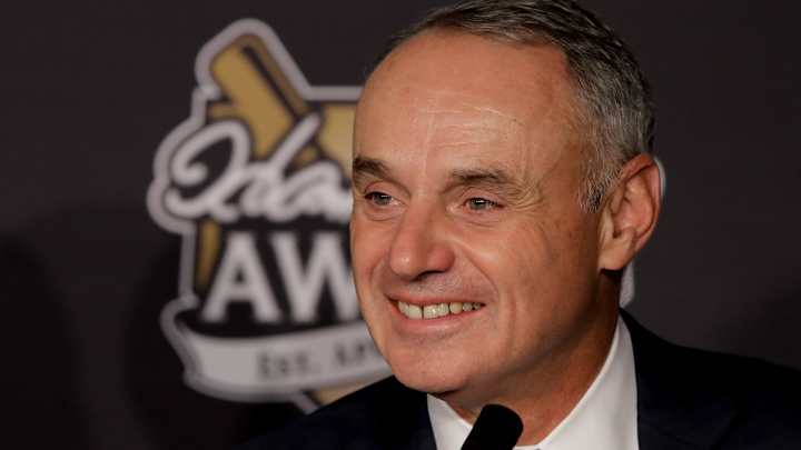 Manfred hopeful of MLB labor deal by start of December