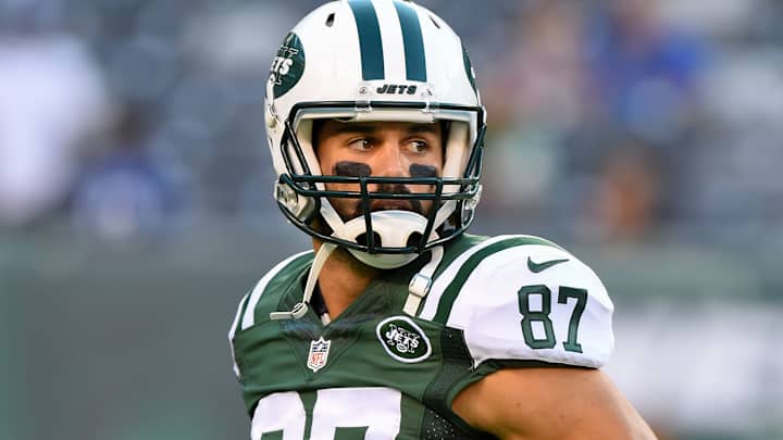 Jets WR Eric Decker to undergo season-ending surgery on rotator cuff