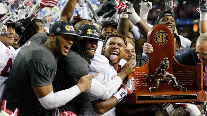 Alabama positioned to become 3rd wire-to-wire AP No. 1