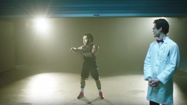 Anthony Davis’s personal assistant is here, and he’s a dancing robot