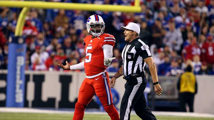 Bills' Tyrod Taylor on removal from game: Officials said I looked 'woozy'