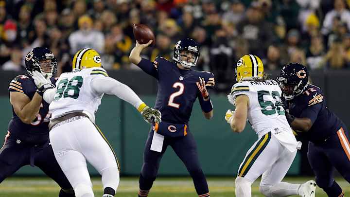 Bears' anemic offense takes another hit at quarterback