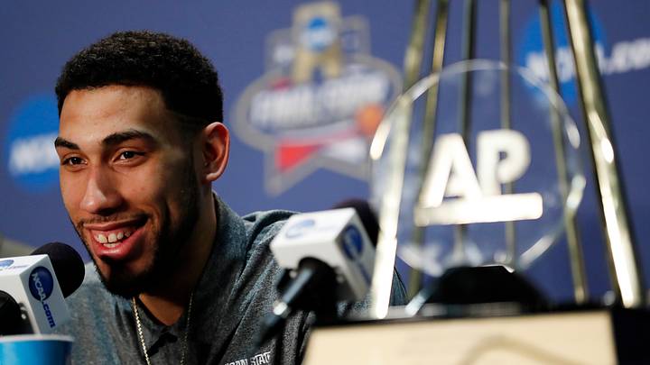 Michigan State's Valentine wins AP Player of the Year