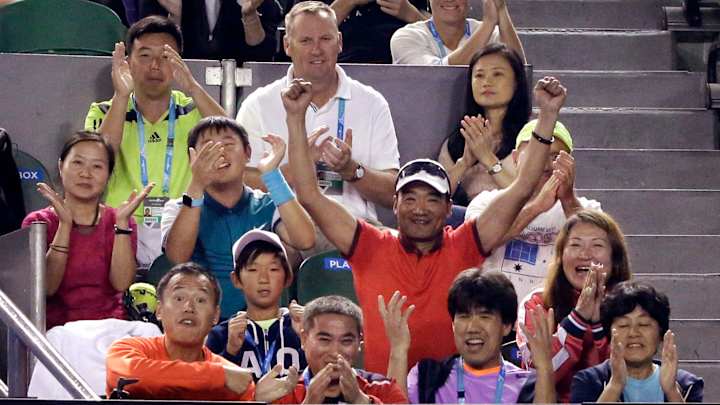 Zhang's run continues with 4th-round win over injured Keys