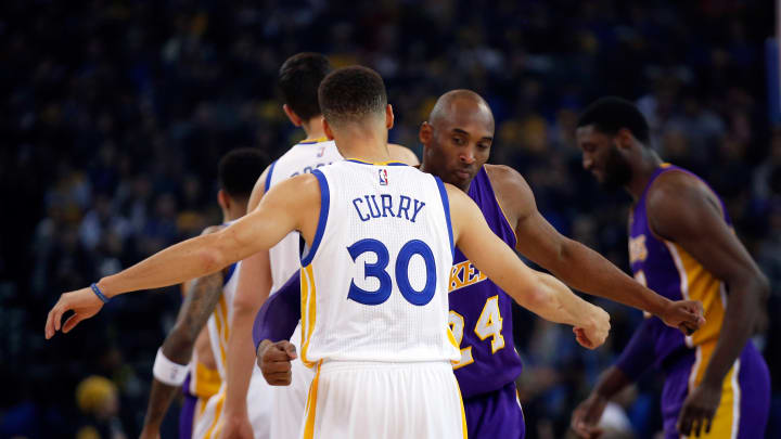 Curry, Warriors spoil Kobe's farewell in Oakland, 116-98 Curry, Warriors spoil Kobe's farewell in Oakland, 116-98