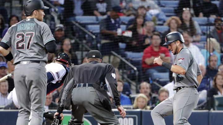 Greinke helps Diamondbacks beat Braves 7-2, snap 6-game skid