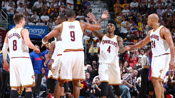 LeBron scores 27, Cavs make 20 3s in Game 2 win over Pistons