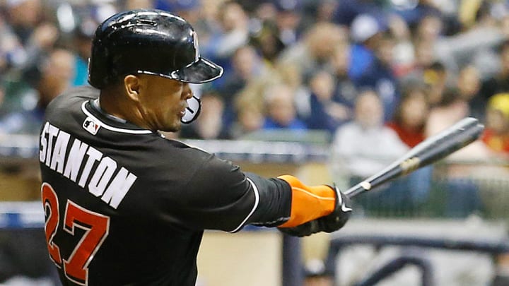 Watch: Giancarlo Stanton hits 462-foot moonshot to center