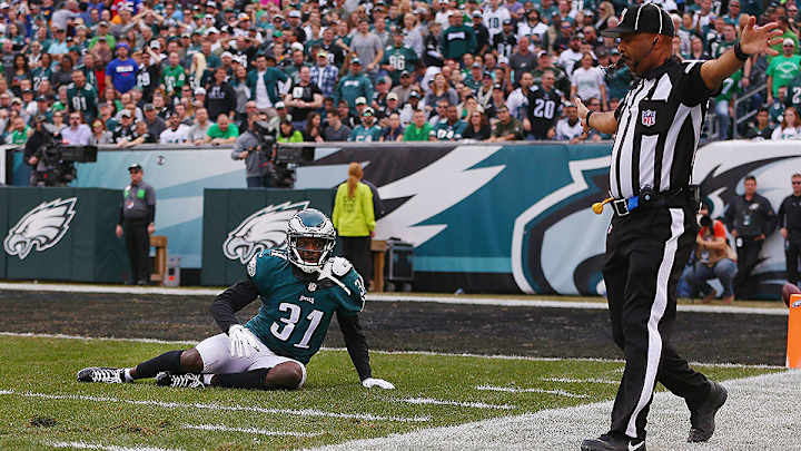 Eagles try to clean Kelly's mess by trading Murray, Maxwell, Alonso