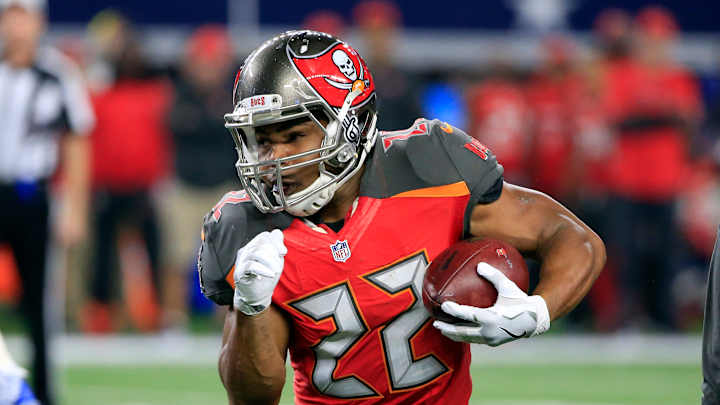 Bucs RB Martin suspended, entering drug treatment facility