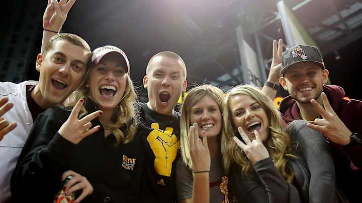 College Superfans, Dec. 29-Jan. 4 College Superfans, Dec. 29-Jan. 4