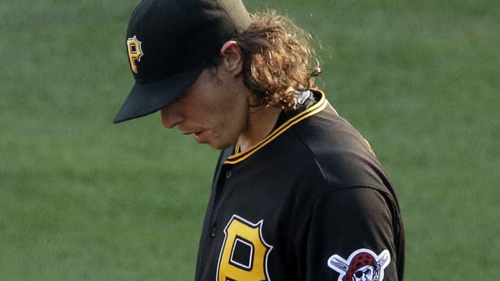 Cardinals wallop reeling Pirates 12-6 Cardinals wallop reeling Pirates 12-6