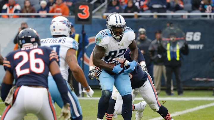 Trevathan adds name to Bears' lengthy injury list