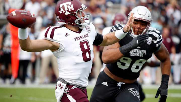 Injured Texas A&M QB Knight doesn't start 2nd half
