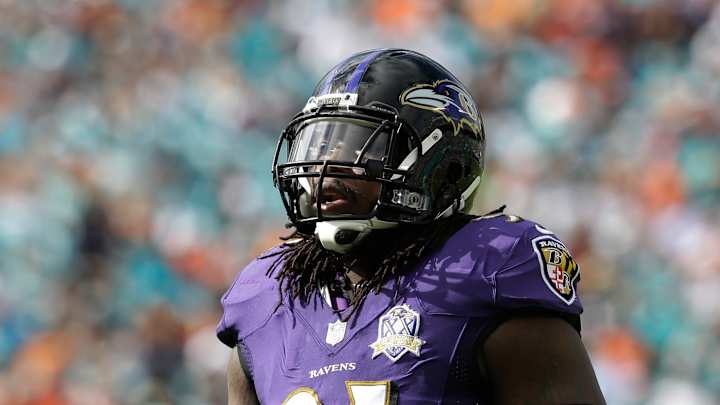 Falcons agree to terms with OLB Upshaw, formerly of Ravens