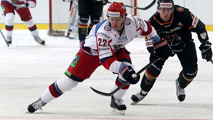 Report: Russian defenseman Nikita Zaitsev to sign with Maple Leafs