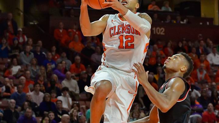 Clemson upsets cold-shooting No. 16 Louisville 66-62 Clemson upsets cold-shooting No. 16 Louisville 66-62