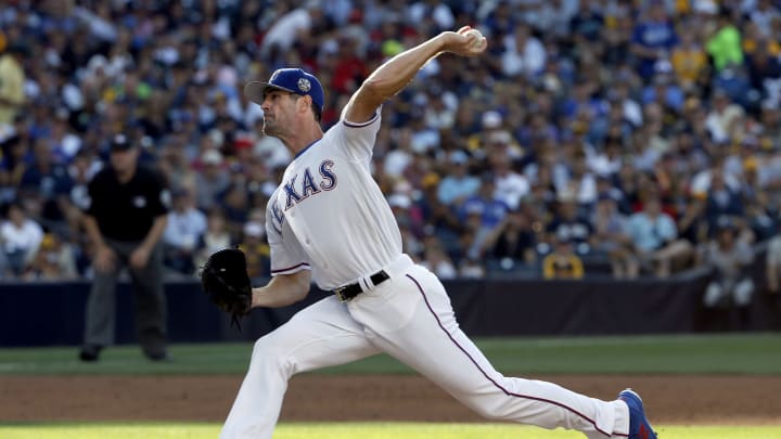 Stitched-up Hamels pitches in hometown All-Star Game