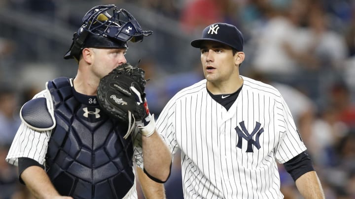 Yankees' starter Eovaldi removed with right elbow discomfort