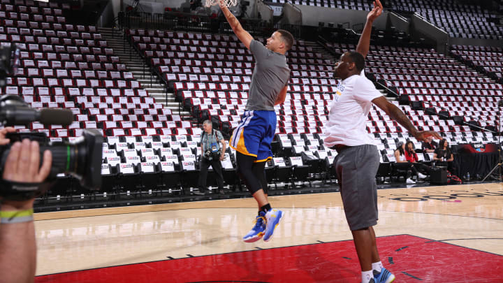 Golden State's Curry out for Game 3 against the Blazers