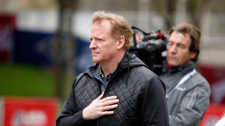 Goodell holds Q&A, with head injuries front and center