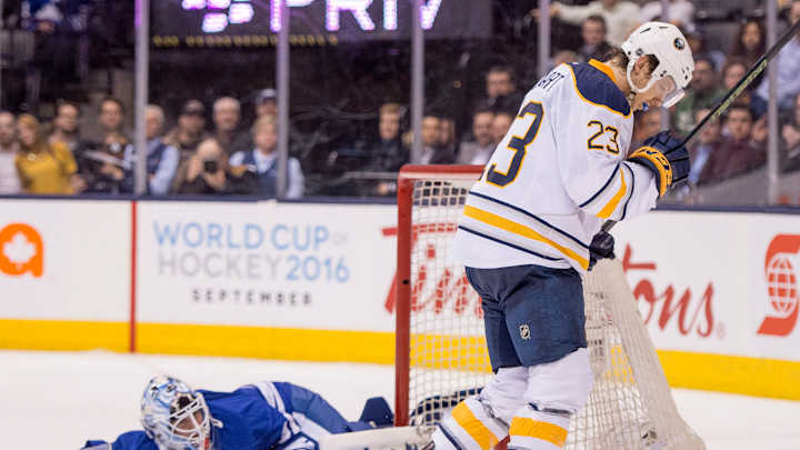 Sabres rally for 4-3 victory over Leafs