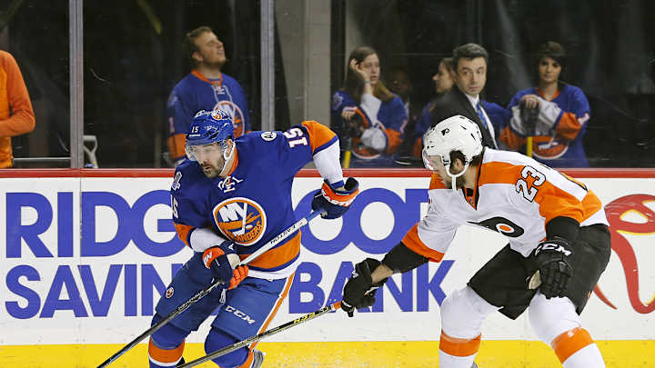 Islanders lose 5-2 to flyers, get Panthers in 1st round
