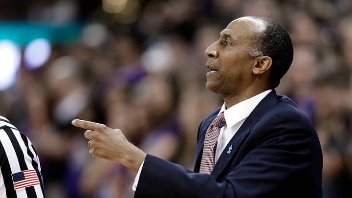 Murray pops for 25 as Washington beats Stanford 64-53 Murray pops for 25 as Washington beats Stanford 64-53