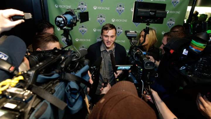 Insider Notes: Jordan Morris's MLS contract; Plans for Christian Pulisic Insider Notes: Jordan Morris's MLS contract; Plans for Christian Pulisic
