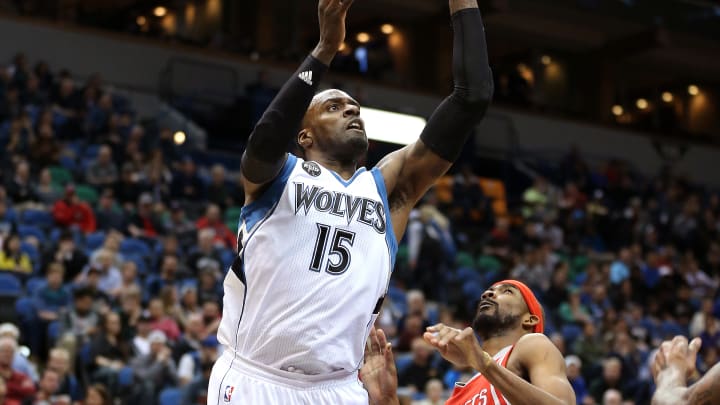 Harden, Howard keep Rockets alive with win over Wolves