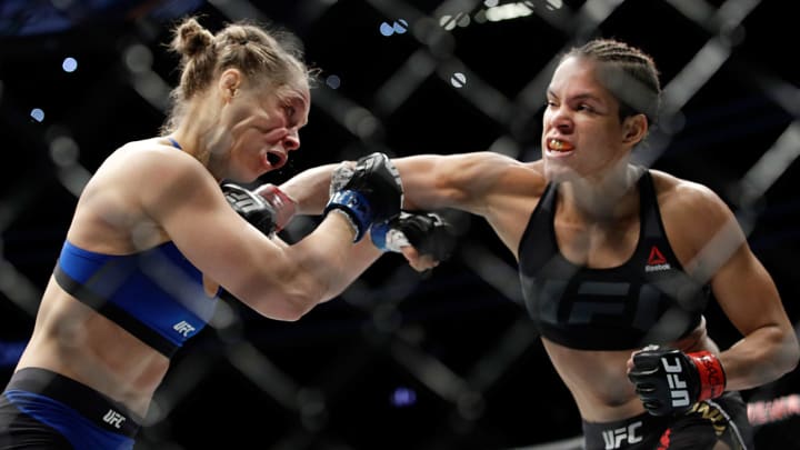 Ronda Rousey's mother defends daughter after shocking UFC 207 loss Ronda Rousey's mother defends daughter after shocking UFC 207 loss