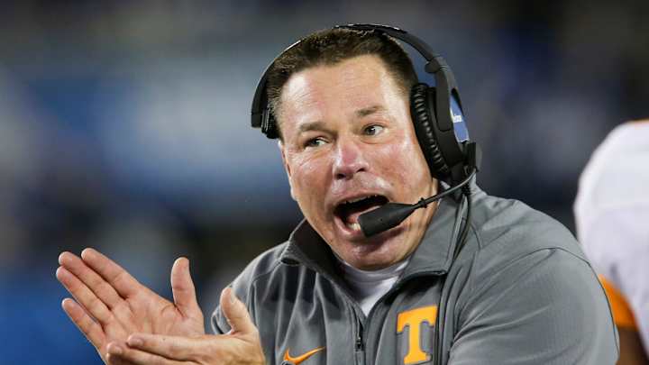 No. 9 Tennessee's veteran roster allows Jones to adapt No. 9 Tennessee's veteran roster allows Jones to adapt