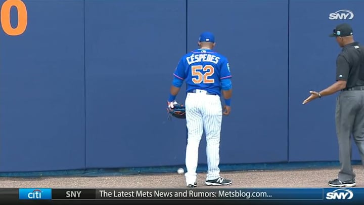 Cespedes deems ball unplayable, opponent circles bases easily Cespedes deems ball unplayable, opponent circles bases easily