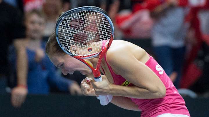 Defending champion Czechs edge Swiss to reach Fed Cup final