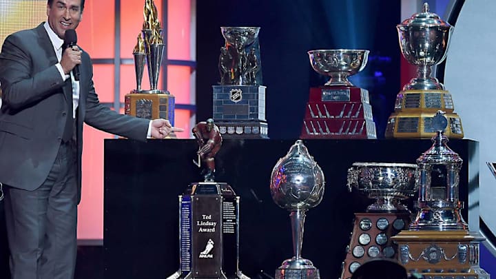 Picking the winners of the 2016 NHL Awards