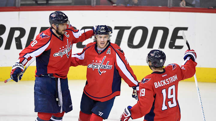 Ovechkin a force as Capitals beat Penguins to stay alive