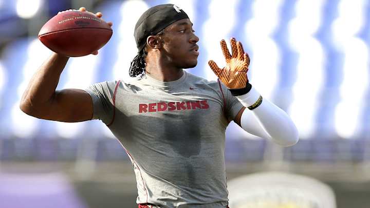 Browns sign Robert Griffin III