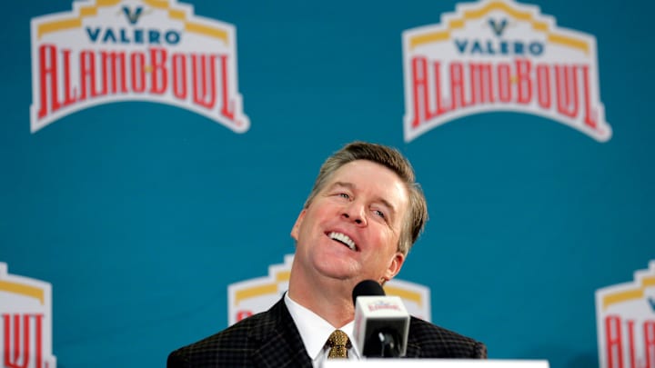 Colorado's patience with MacIntyre leads to bowl vs Cowboys