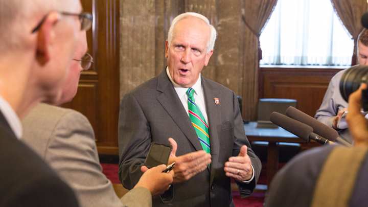 Tennessee attorney general: Fantasy sports ‘constitute illegal gambling’