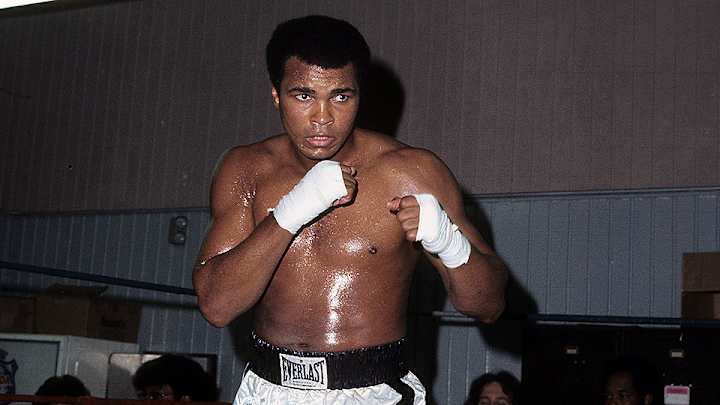 Sharks coach DeBoer shares touching story of meeting Muhammad Ali Sharks coach DeBoer shares touching story of meeting Muhammad Ali