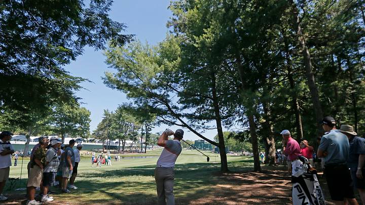 The Latest: What score wins final major of the year?