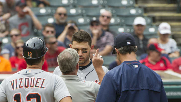 LEADING OFF: Cubs can clinch home-field; misfortunate Mets