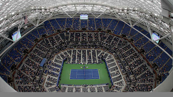 What's the buzz at US Open? The buzz when the roof is closed