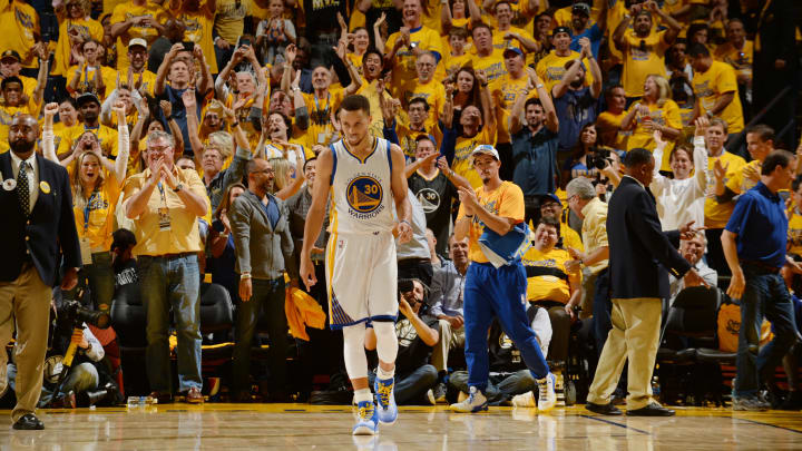 Stephen Curry breaks Reggie Miller’s three-point playoff record Stephen Curry breaks Reggie Miller’s three-point playoff record